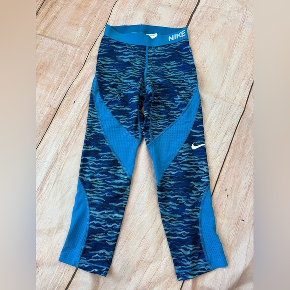Nike Pro Dri-Fit Compression Capri Leggings Running Women's Size Xs Blue Active - Picture 1 of 3